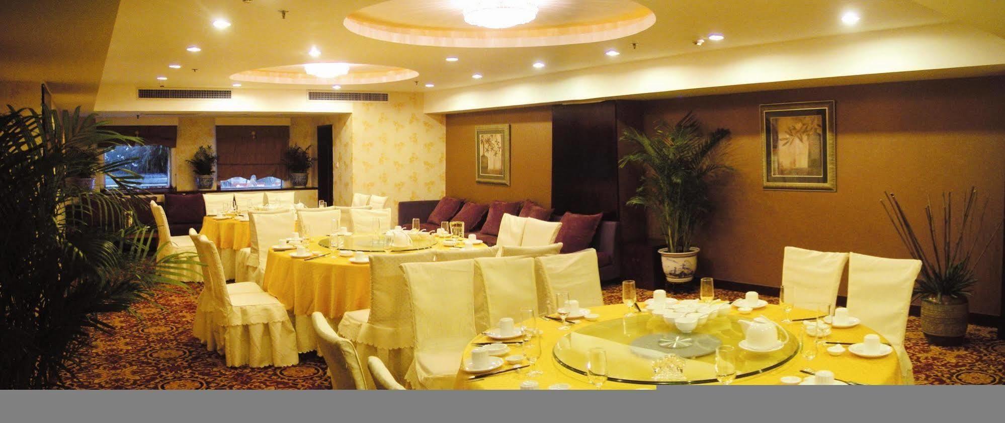 Lijing Grand Hotel City Center Liuzhou Esterno foto